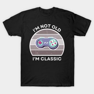 I'm not old, I'm Classic | Game Controller | Retro Hardware | Vintage Sunset | Grayscale| '80s '90s Video Gaming T-Shirt